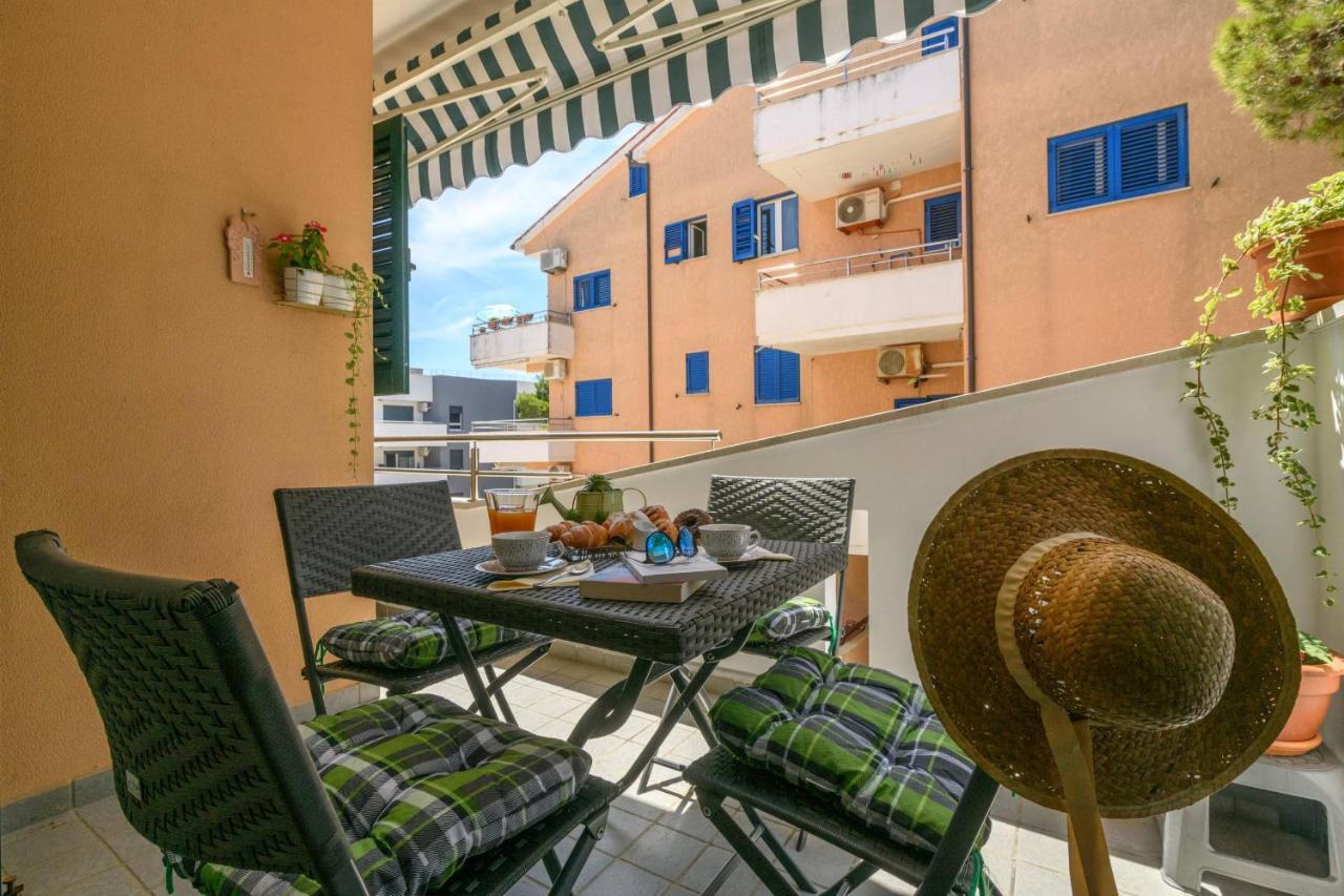 Apartment Sea Premantura Exterior foto